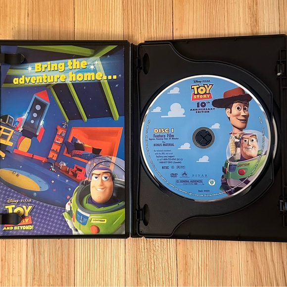 Disney Toy Story & The Lion King DVD 2-Disc Set - Picture 8 of 9
